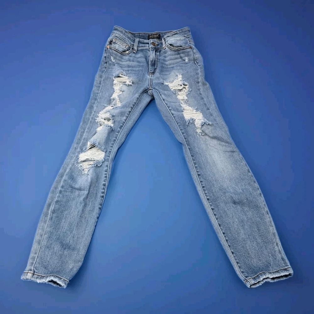 Judy Blue Jeans Womens 1/25 Slim Fit Light Wash Stretch Ankle Tapered Distressed